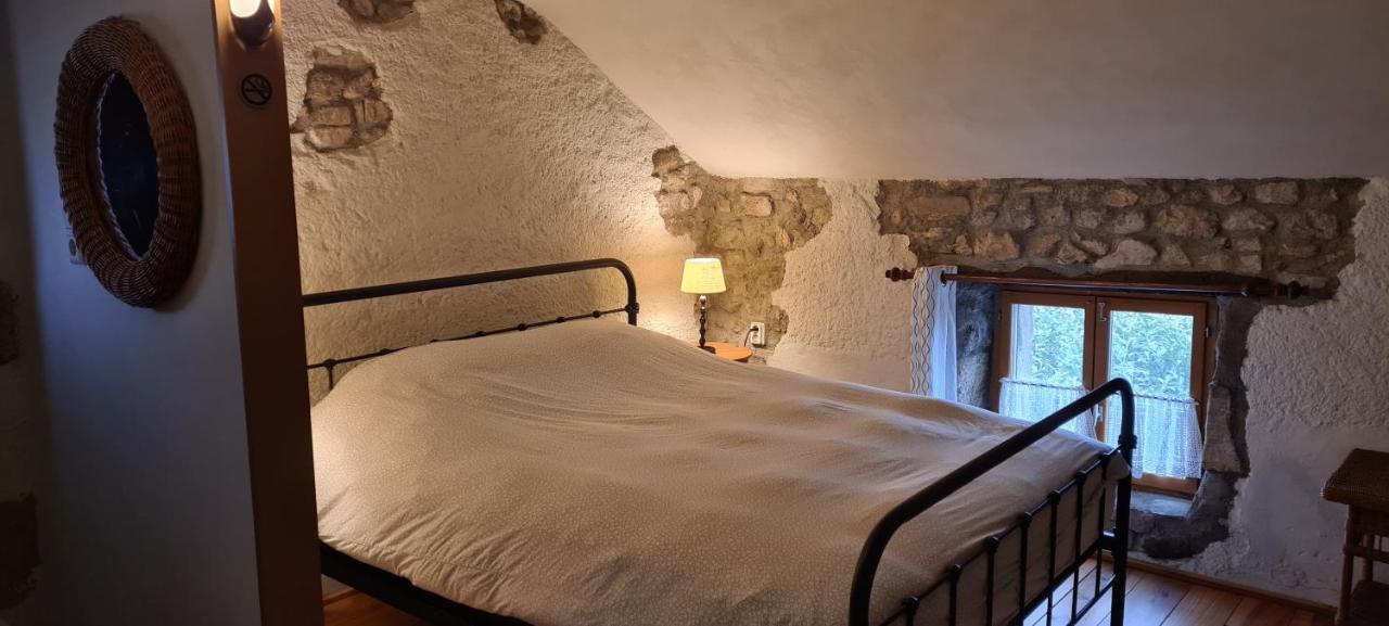Le Petit Moulin Bed & Breakfast Saint-Hilaire  Ngoại thất bức ảnh