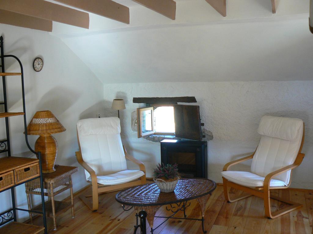 Le Petit Moulin Bed & Breakfast Saint-Hilaire  Phòng bức ảnh
